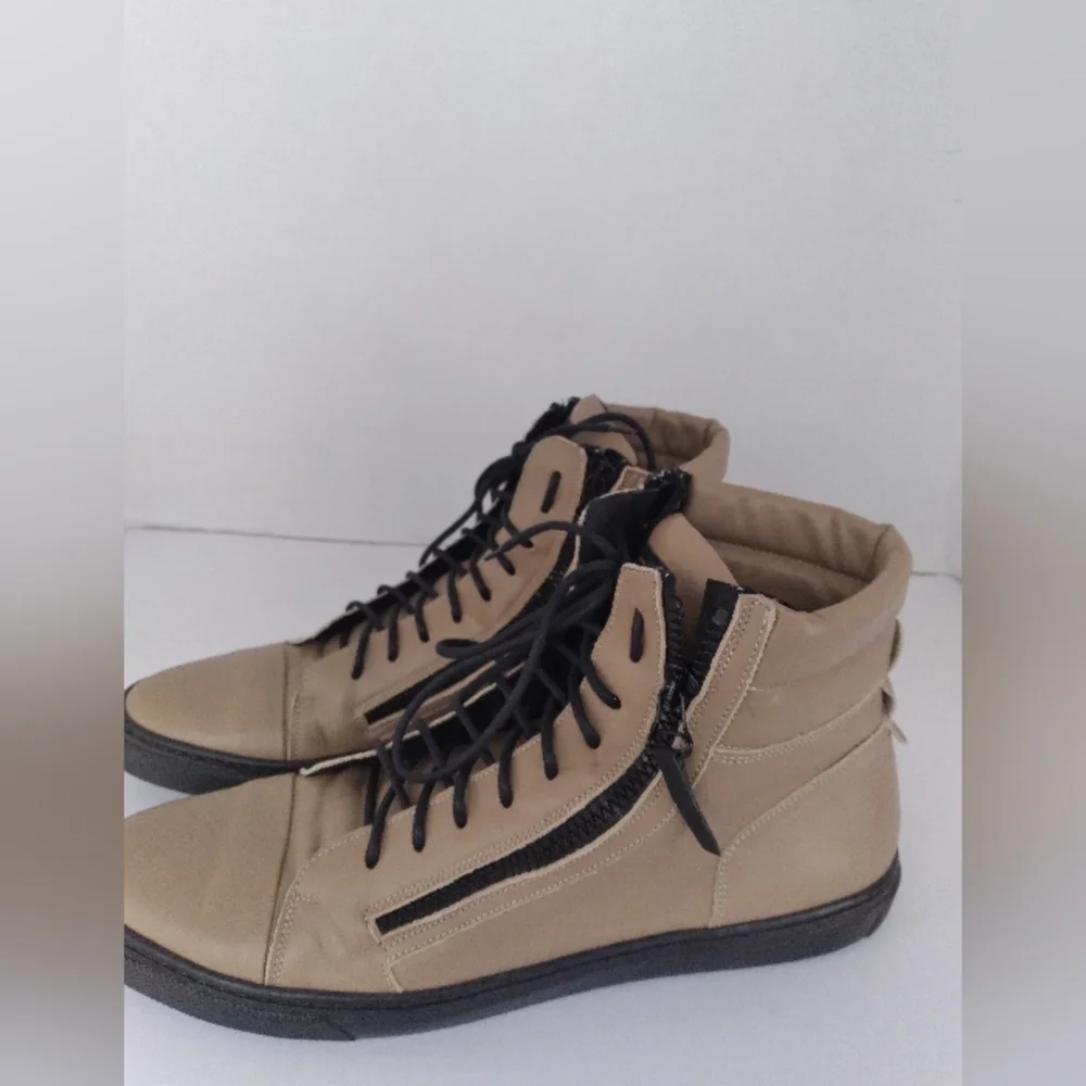 Modern High-Top Sneakers with Side Zippers Beige Leather Urban Casual‎ Shoes